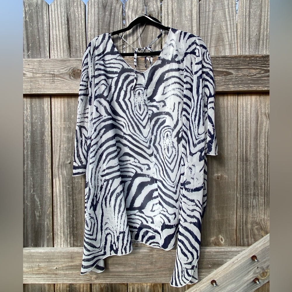 Simply Noelle Zebra Print Women's cover up - Size XXL